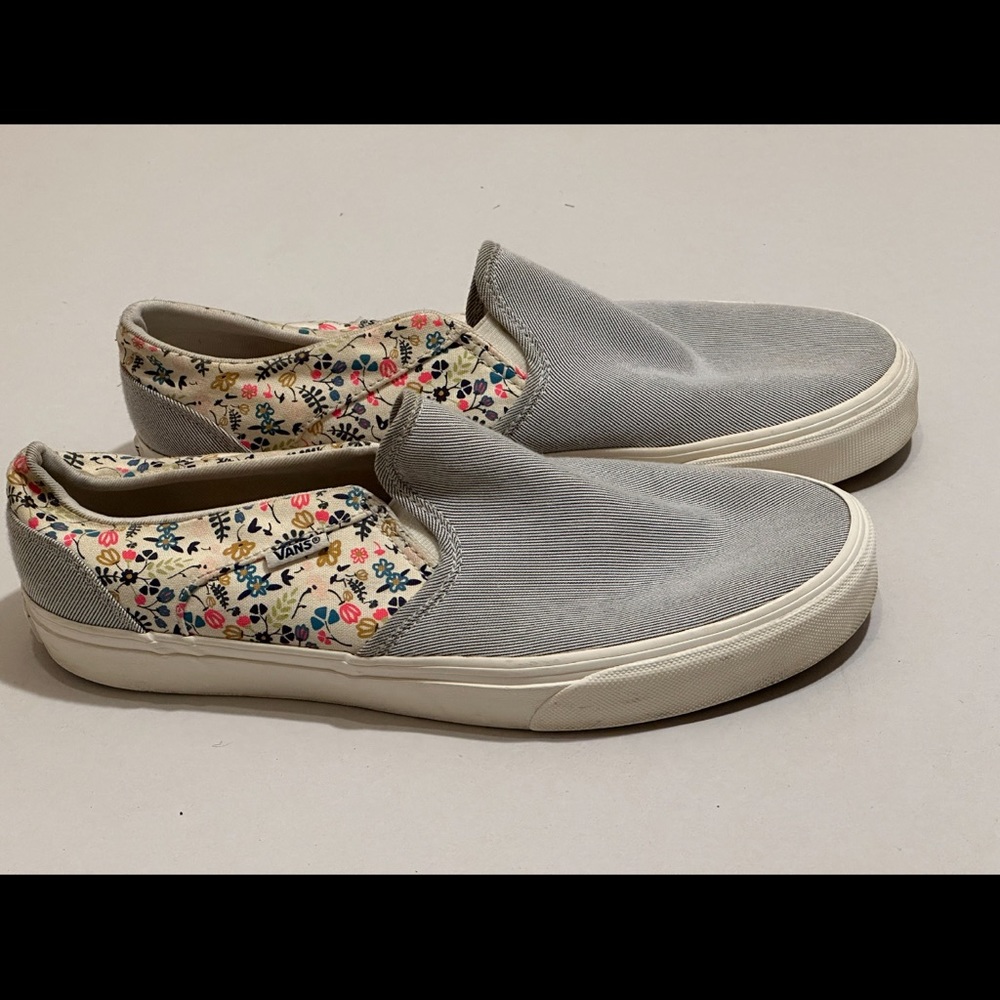 Floral print VANS